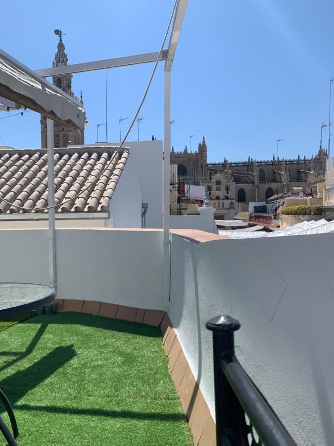Ferienwohnung Stunning Attic With Private Terrace And Parking Optional Sevilla Exterior foto